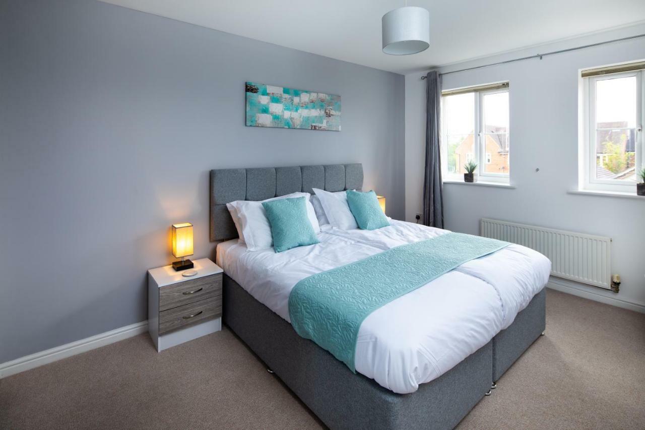 Modern And Spacious Home From Home 1 Mile From M1 - With Netflix, Prime Video, Ps5, Free Parking, Superfast Wifi, Bbq - Sleeps 11 - By Brightleap Apartments Milton Keynes Exterior foto